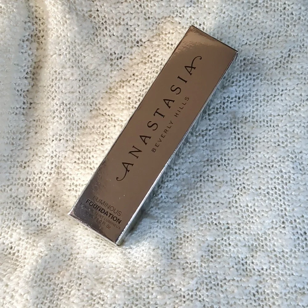 ANASTASIA BEVERLY HILLS LUMINOUS FOUNDATION in Shade 360C 30ml/1.0fl oz